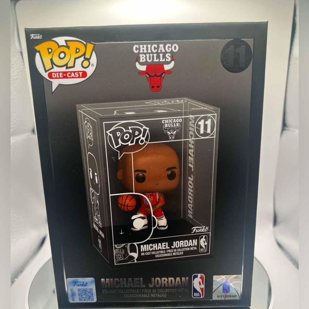 NWT Funko Pop! Die-Cast Michael Jordan #11 in Sealed Acrylic Case